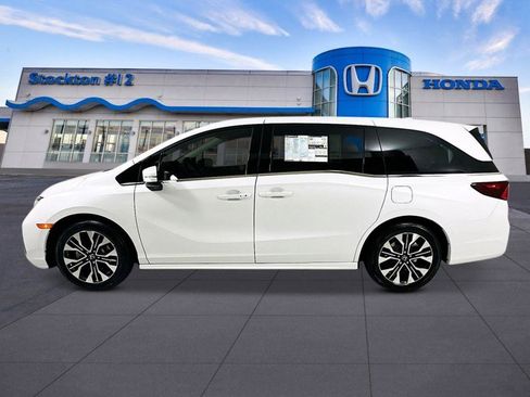 New 2026 Honda Odyssey Elite image 2