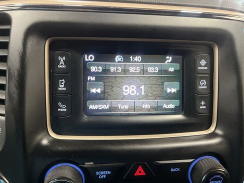 Used 2017 Jeep Grand Cherokee Laredo w/ Quick Order Package 23E AWD/4WD image 34