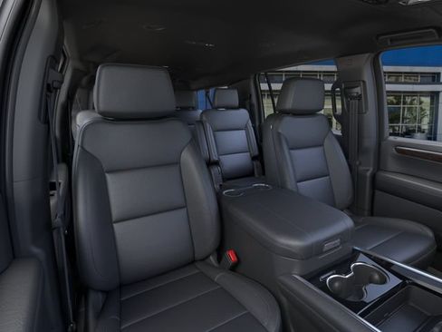 New 2026 Chevrolet Suburban LT w/ Comfort Package RWD image 16