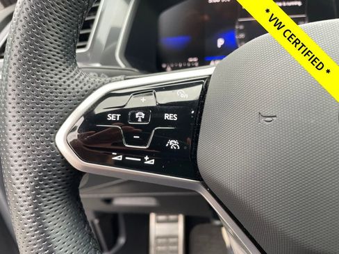 Used 2023 Volkswagen Tiguan SE R-Line AWD/4WD image 28