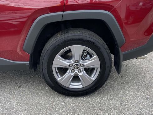 Used 2025 Toyota RAV4 XLE w/ Convenience Package image 8