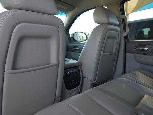 Used 2013 GMC Yukon SLT image 13