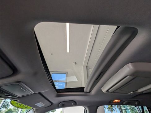 Used 2021 Honda Pilot Elite image 19