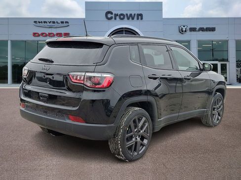 New 2026 Jeep Compass Latitude w/ Sun and Sound Group image 4