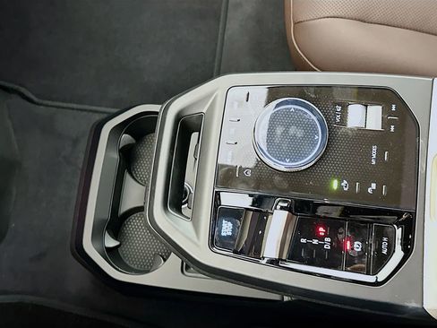 Used 2026 BMW iX xDrive60 w/ Premium Package image 15