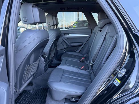 Used 2020 Audi Q5 2.0T Titanium Premium Plus w/ Premium Plus Package image 36