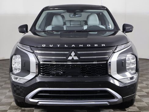 New 2026 Mitsubishi Outlander SE image 12
