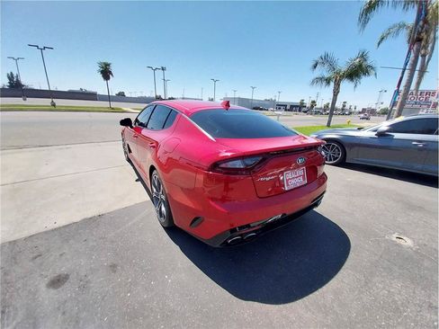 Used 2018 Kia Stinger GT2 AWD/4WD image 8