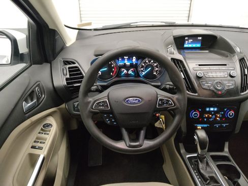 Used 2018 Ford Escape SE FWD image 22