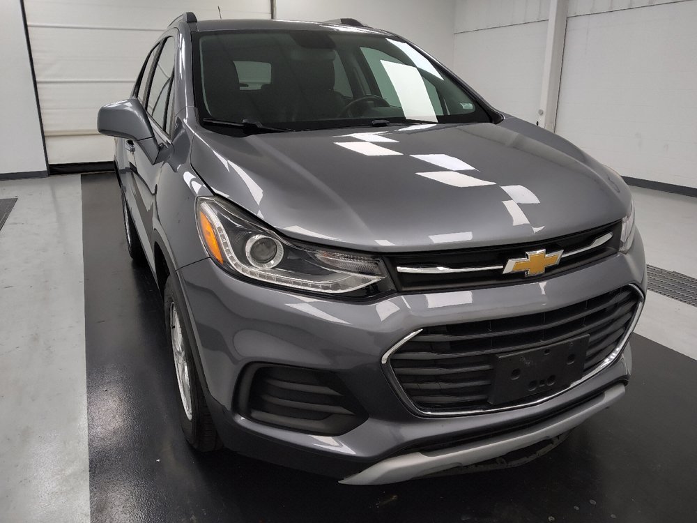 Used 2019 Chevrolet Trax LT w/ LT Convenience Package AWD/4WD image 14