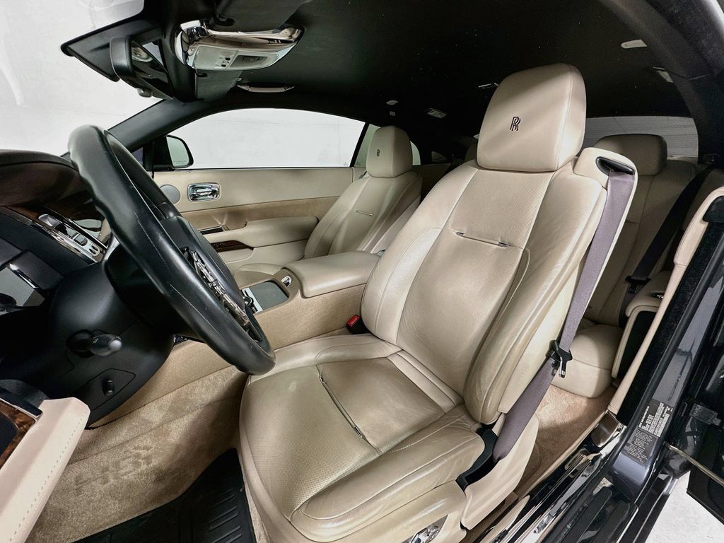 Used 2015 Rolls-Royce Wraith RWD image 15