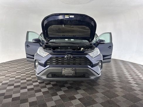 Used 2021 Toyota RAV4 XLE image 11
