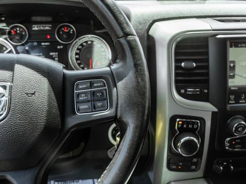 Used 2016 RAM 1500 Classic SLT w/ SLT Plus D←cor Group AWD/4WD image 21