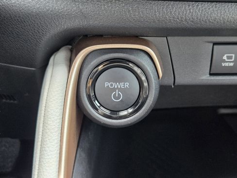 Used 2025 Toyota Grand Highlander AWD Hybrid image 18