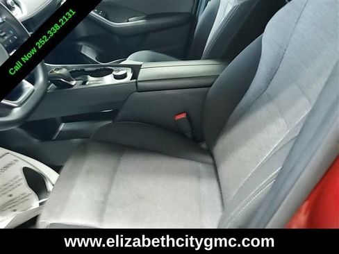 Used 2023 Nissan Rogue SV AWD/4WD image 5