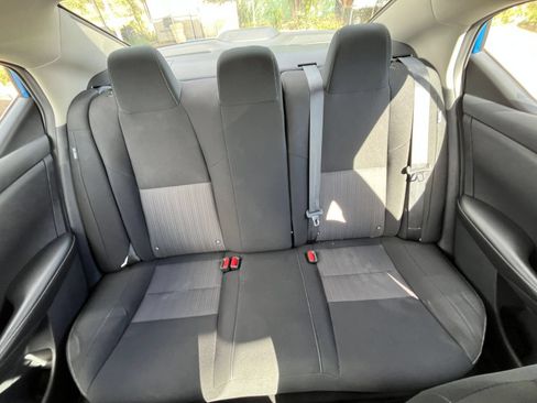 Used 2025 Nissan Sentra SV FWD image 36