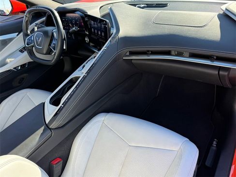 Used 2021 Chevrolet Corvette Stingray Preferred Cpe w/ Z51 Performance Package image 19