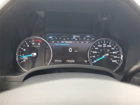 Used 2022 Ford F450 Limited w/ FX4 Off-Road Package image 20