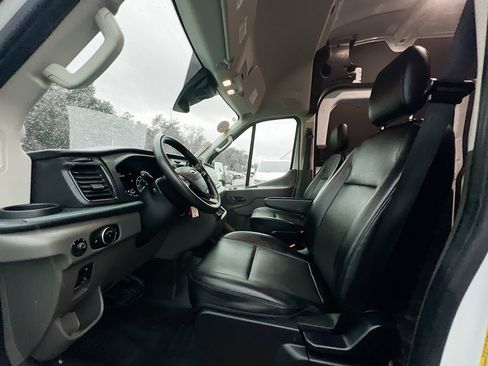 Used 2024 Ford Transit 250 148 High Roof Extended w/ Load Area Protection Package RWD image 14