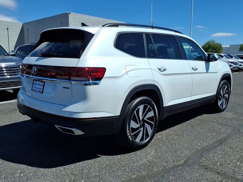 New 2026 Volkswagen Atlas SE image 6