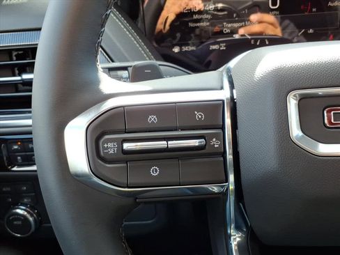 New 2026 GMC Yukon Elevation image 17