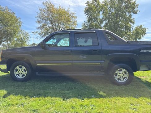 Used 2004 Chevrolet Avalanche 4x4 image 33