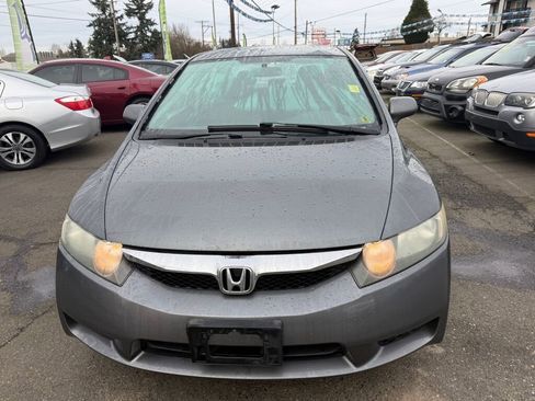 Used 2011 Honda Civic LX image 2