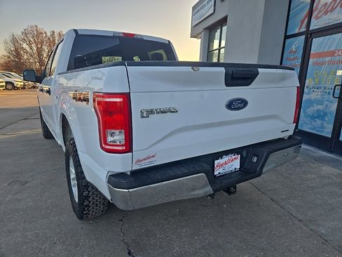 Used 2015 Ford F150 XLT image 8