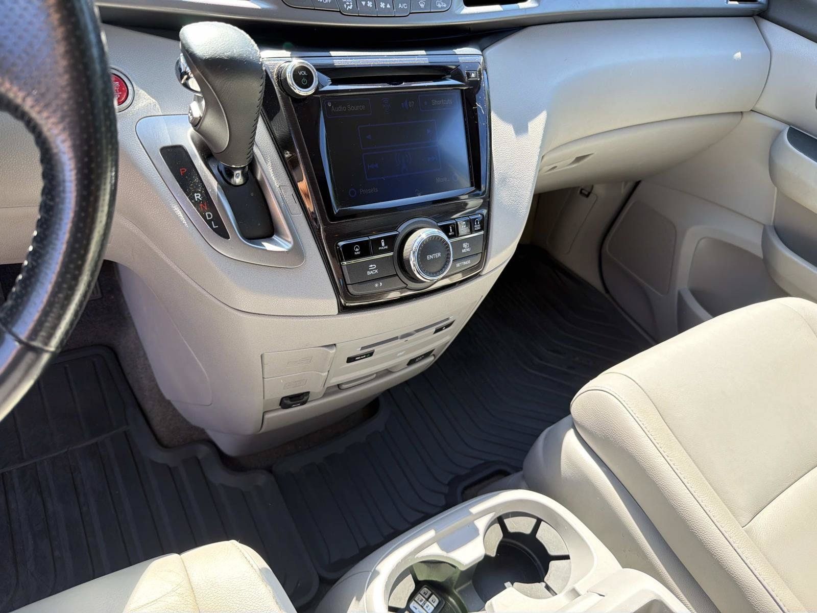 Used 2016 Honda Odyssey Touring image 29