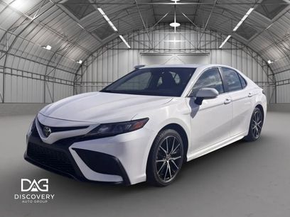 Used 2024 Toyota Camry SE w/ Cold Weather Package