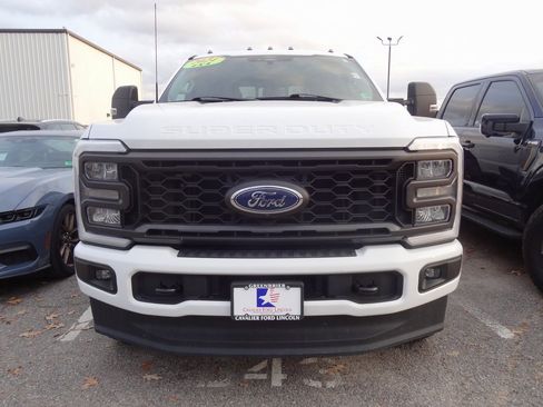 Certified 2024 Ford F250 XL w/ STX Appearance Package image 2