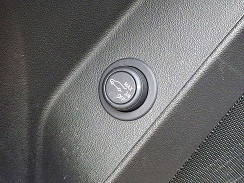 Used 2024 Chevrolet Equinox LT w/ LPO, Floor Liner Package image 25