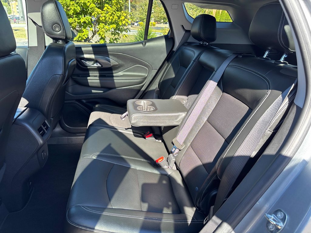Used 2023 GMC Terrain SLT w/ Elevation Edition AWD/4WD image 22