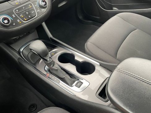 Used 2024 Chevrolet Malibu LT image 41