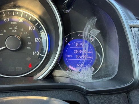 Used 2020 Honda Fit LX image 24