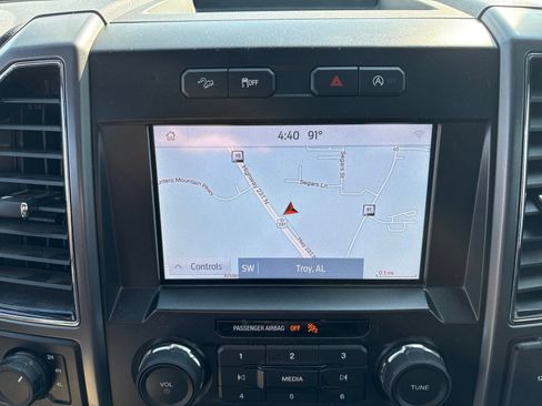 Used 2020 Ford F150 XLT w/ Equipment Group 302A Luxury AWD/4WD image 12