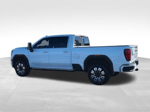 Used 2026 GMC Sierra 2500 Denali w/ Denali Reserve Package AWD/4WD image 6