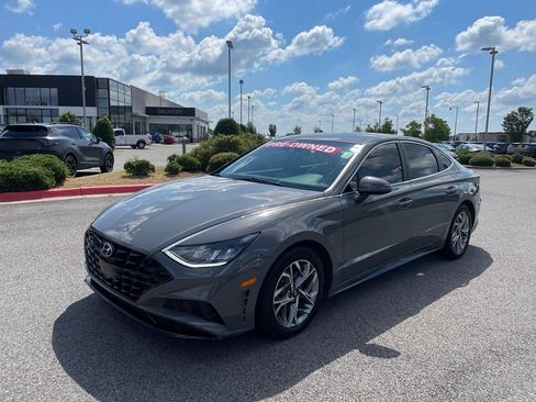 Used 2023 Hyundai Sonata SEL FWD image 3
