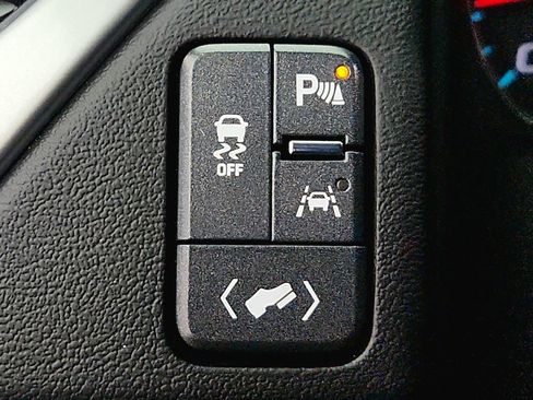 Used 2018 Chevrolet Tahoe LT image 26