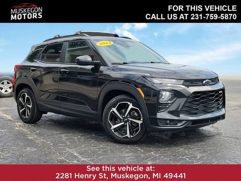 Used 2022 Chevrolet TrailBlazer RS w/ Sun and Liftgate Package FWD image 1