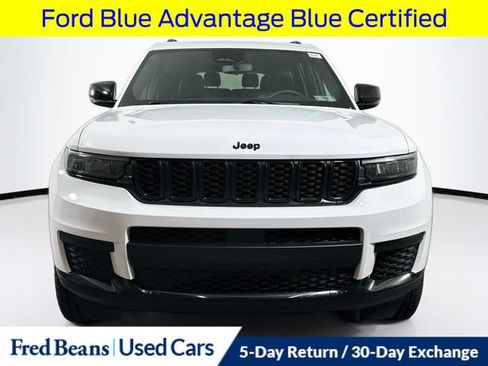 Used 2024 Jeep Grand Cherokee L Laredo AWD/4WD image 2