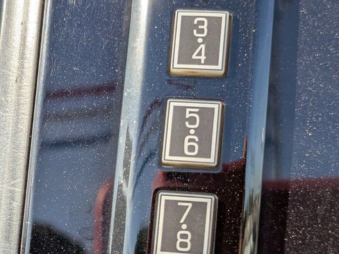 Used 2023 Ford F250 Platinum AWD/4WD image 13
