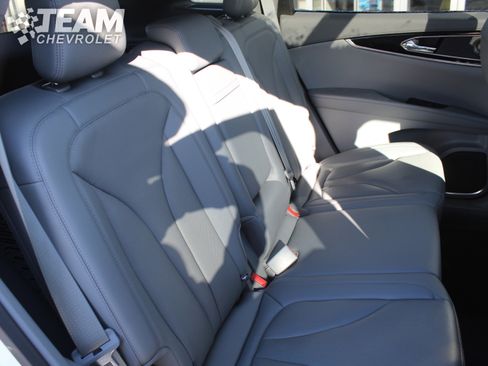 Used 2022 Lincoln Nautilus Reserve image 26