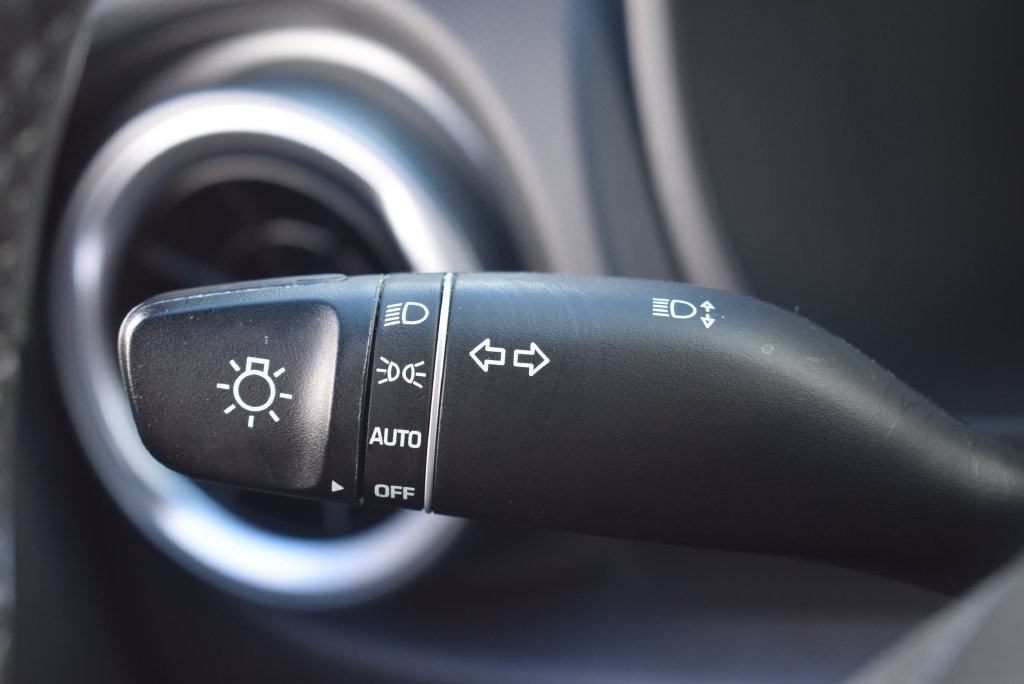 Certified 2023 Hyundai Kona Limited FWD image 27