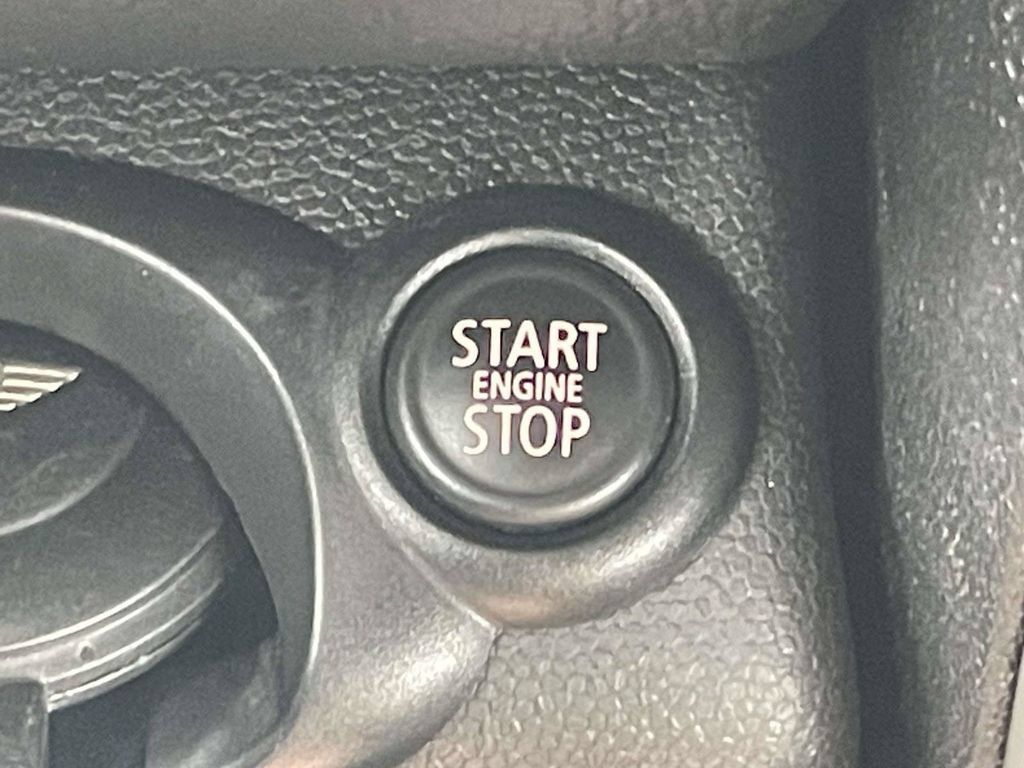 Used 2013 MINI Cooper Countryman FWD image 22