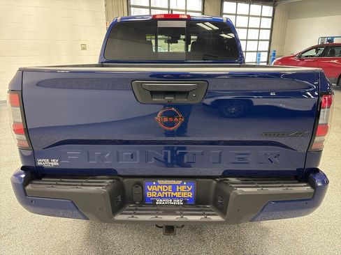 Used 2023 Nissan Frontier PRO-4X w/ Technology Package image 6