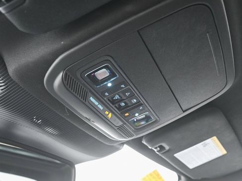 Used 2025 Ford Explorer ST image 43