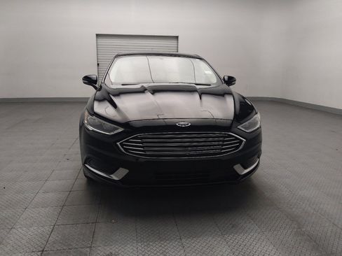 Used 2018 Ford Fusion SE FWD image 14