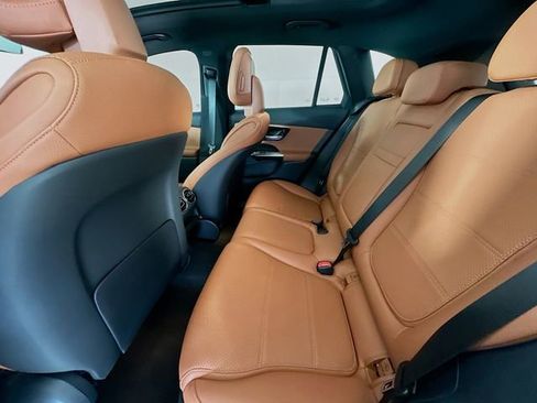Certified 2023 Mercedes-Benz GLC 300 image 25