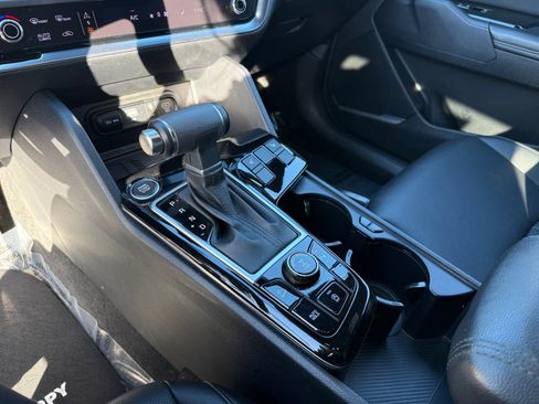 Used 2024 Kia Sportage X-Line w/ X-Line Premium Package image 13